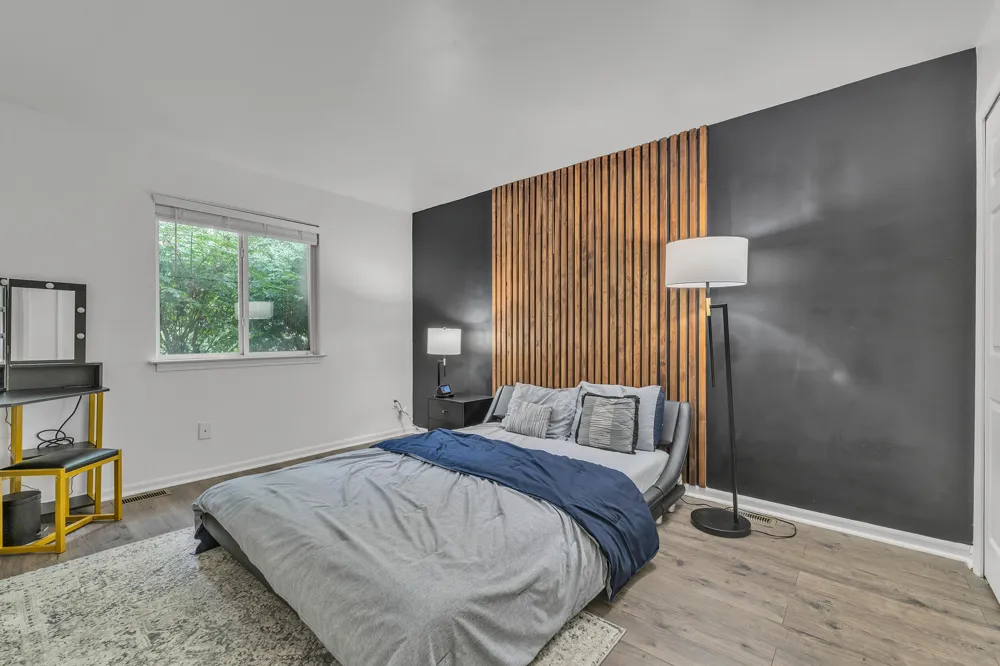 20829 Orchard Lake Road Farmington Hills, MI 48336