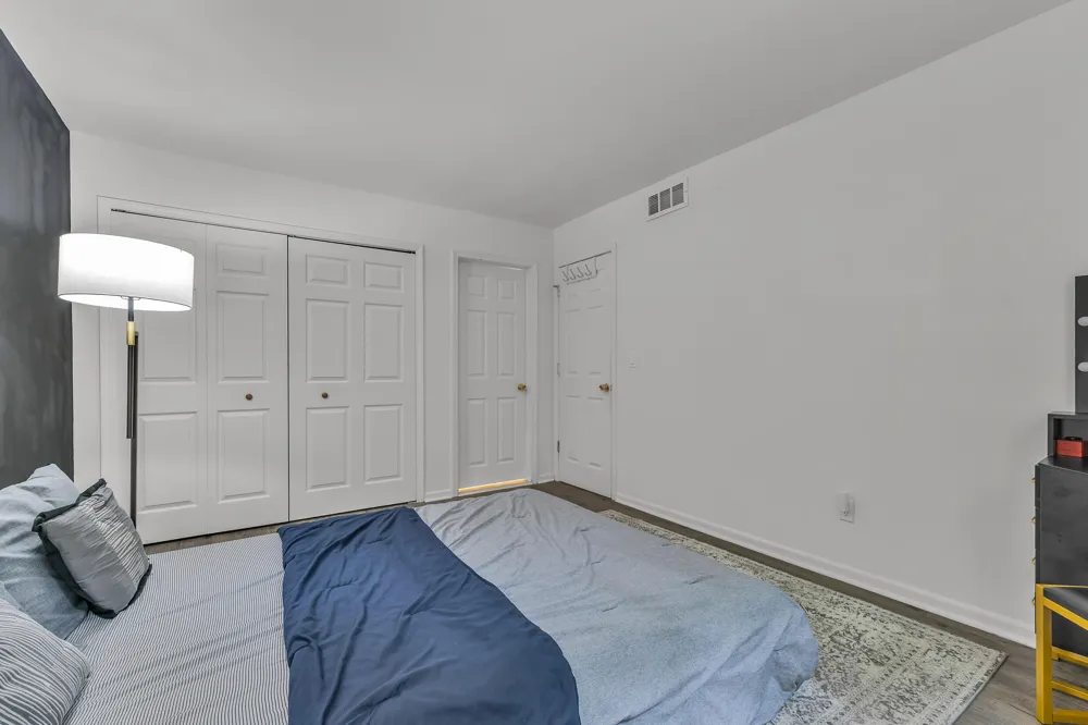 20829 Orchard Lake Road Farmington Hills, MI 48336