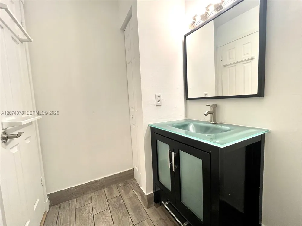 7415 SW 152nd Ave #7-208 Miami, FL 33193