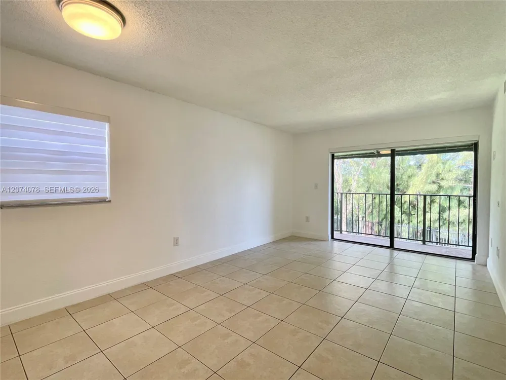 7415 SW 152nd Ave #7-208 Miami, FL 33193