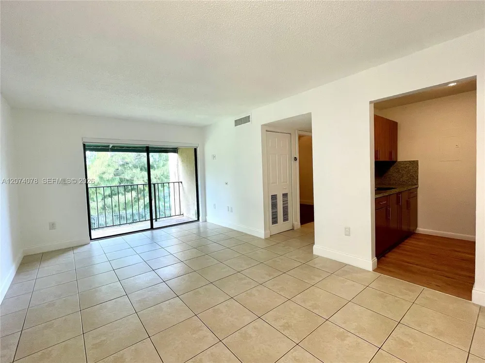 7415 SW 152nd Ave #7-208 Miami, FL 33193