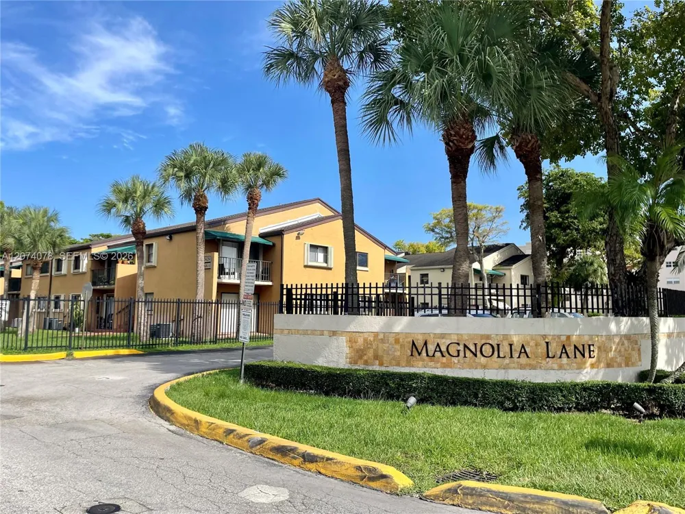 7415 SW 152nd Ave #7-208 Miami, FL 33193