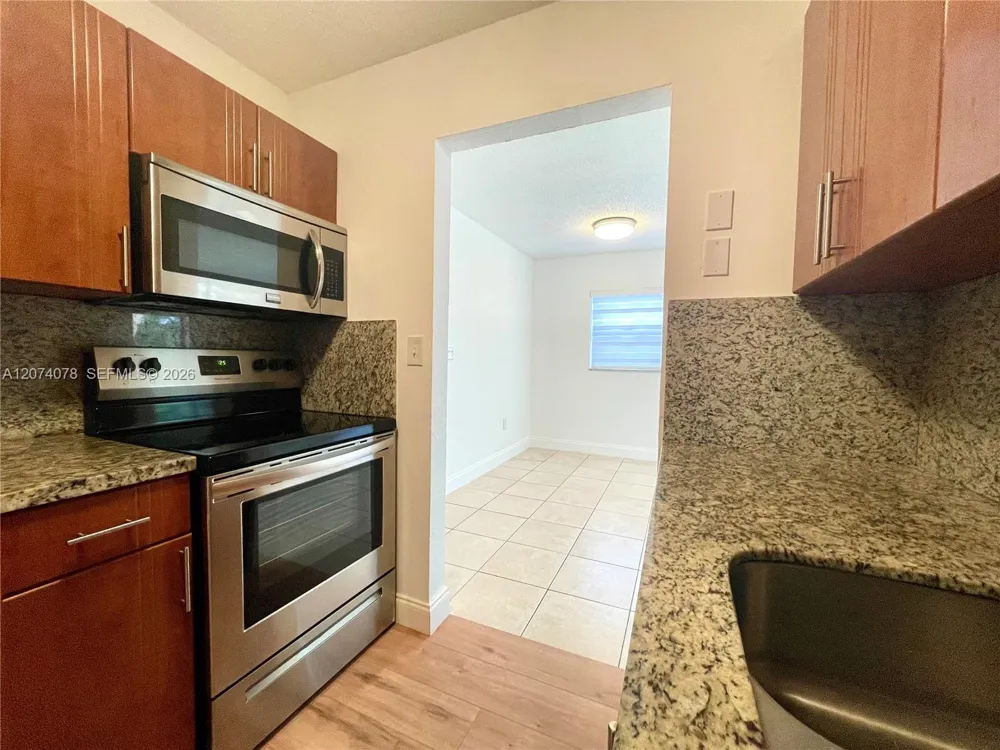 7415 SW 152nd Ave #7-208 Miami, FL 33193