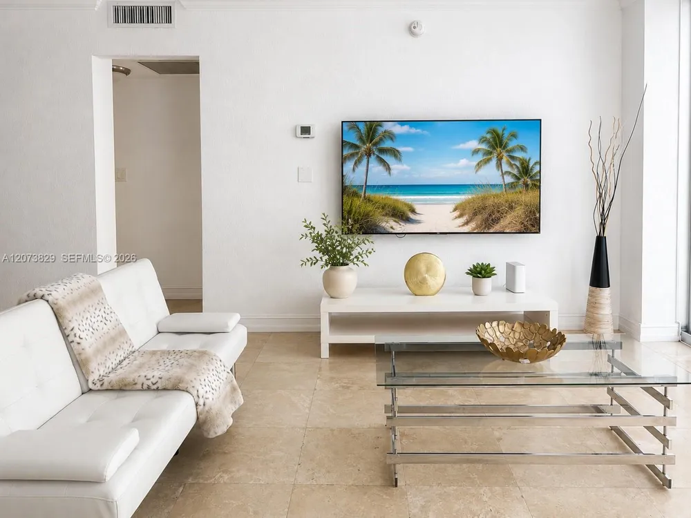 4001 S Ocean Dr #3J Hollywood, FL 33019