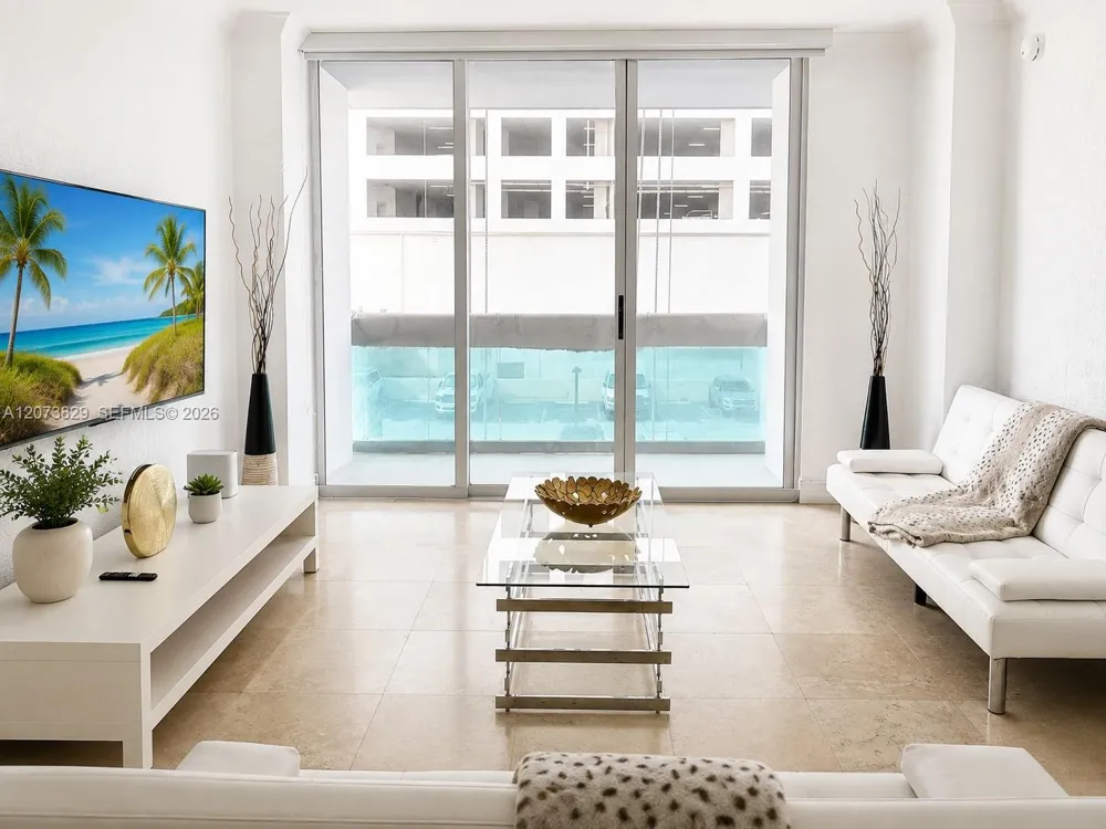 4001 S Ocean Dr #3J Hollywood, FL 33019