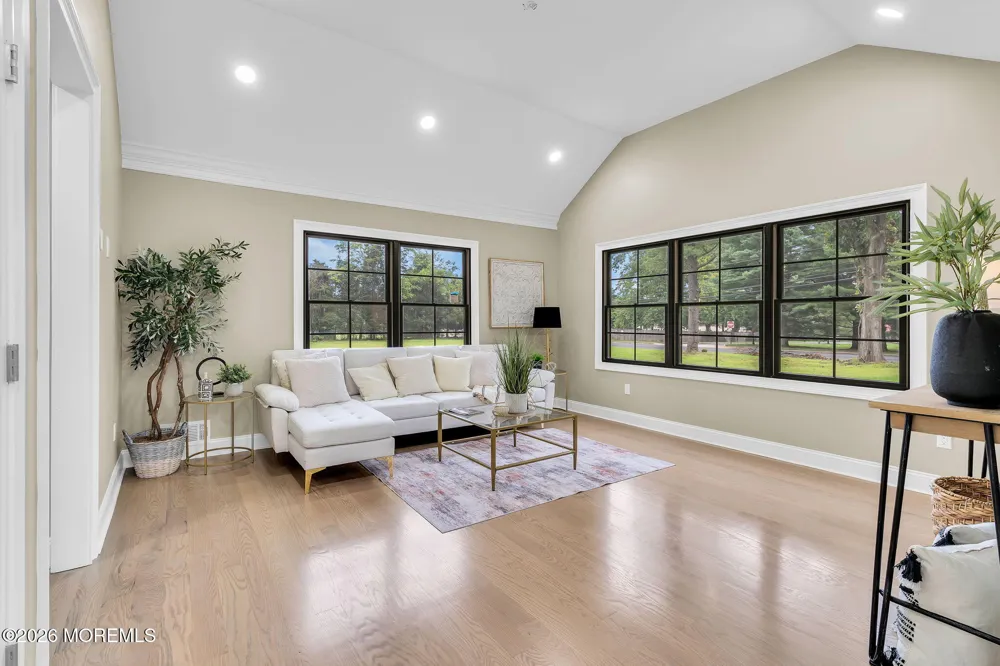 1348 W Front Street Lincroft, NJ 07738