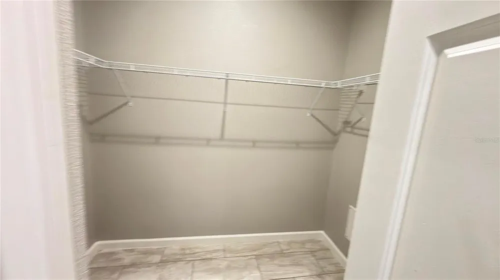 2736 W SPRUCE STREET Tampa, FL 33607