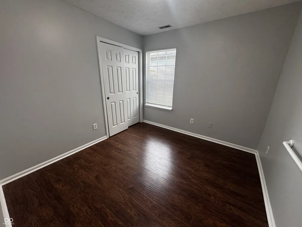 6735 Lexington Circle Zionsville, IN 46077