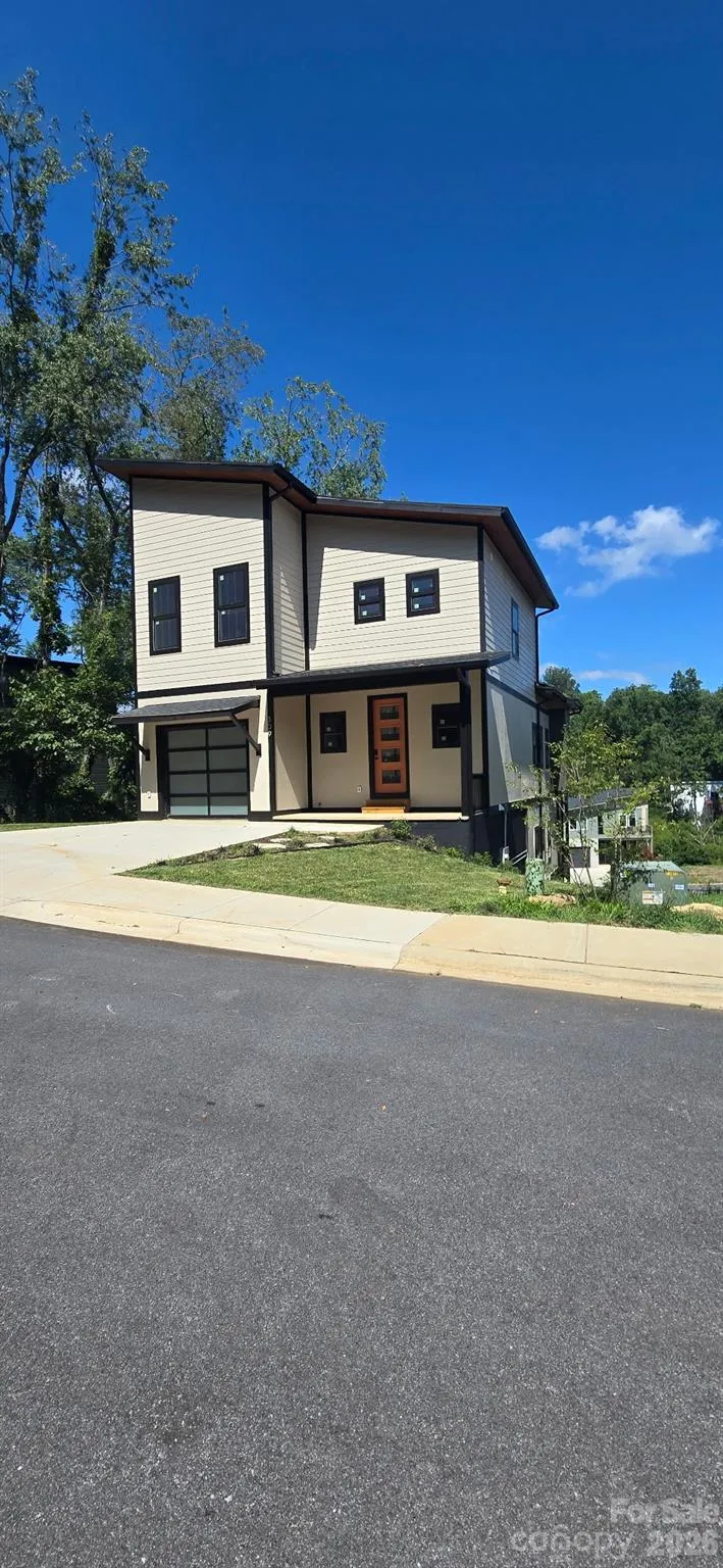 309 Iron Ridge Loop #15 Asheville, NC 28806