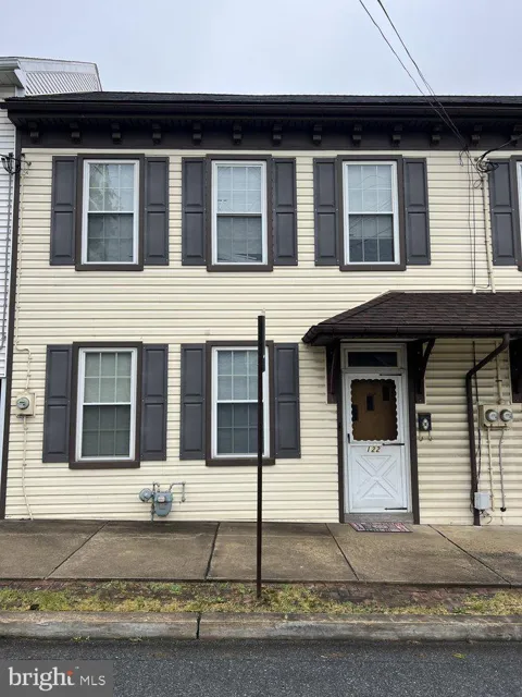 122 MAIN STREET
