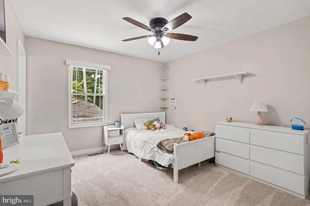 204 KENTUCKY AVENUE Pasadena, MD 21122