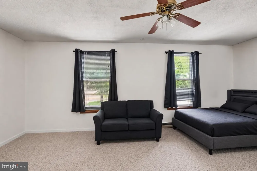 204 KENTUCKY AVENUE Pasadena, MD 21122
