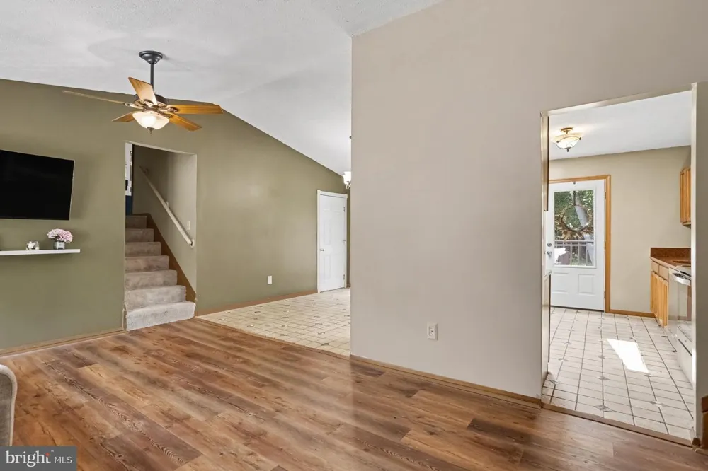 204 KENTUCKY AVENUE Pasadena, MD 21122