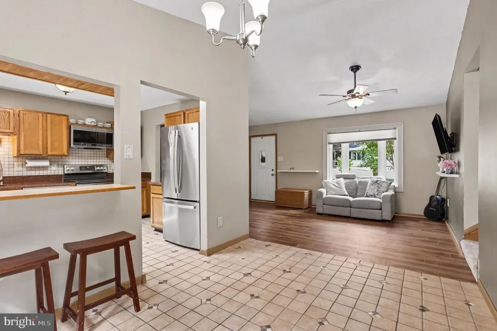 204 KENTUCKY AVENUE Pasadena, MD 21122