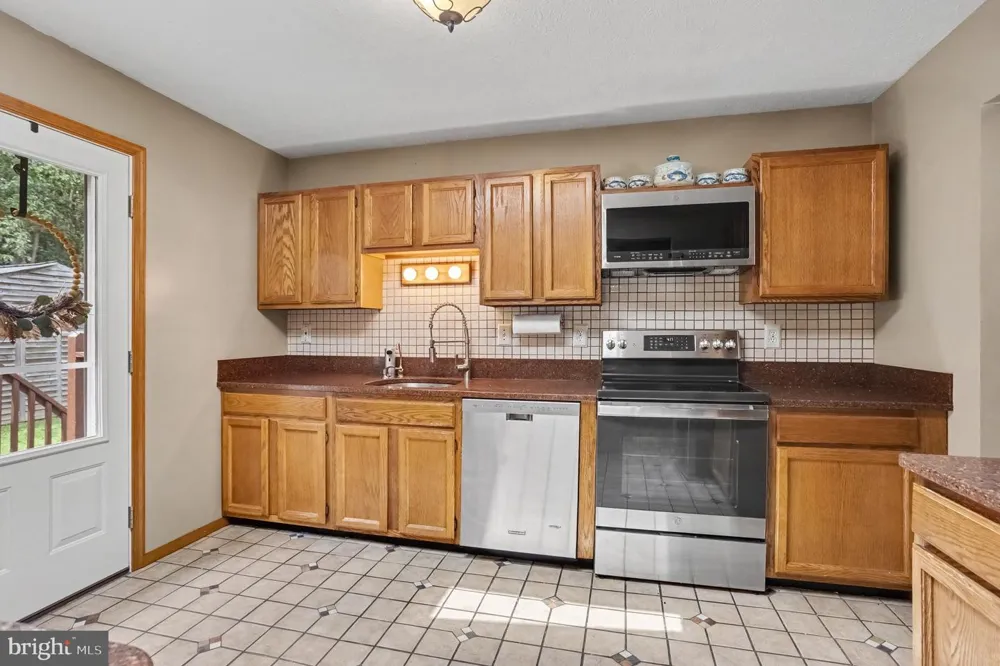 204 KENTUCKY AVENUE Pasadena, MD 21122
