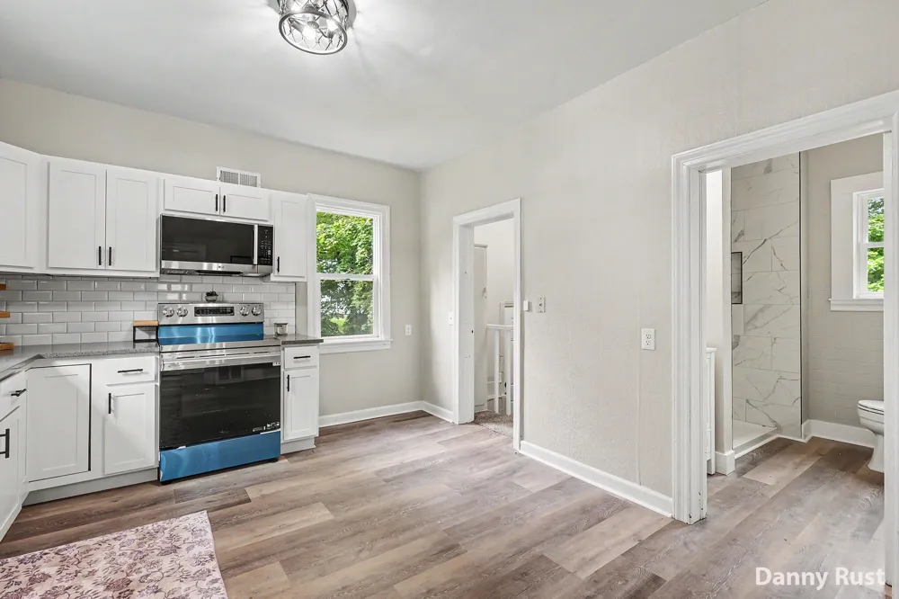 691 E Isabella Avenue Muskegon, MI 49442