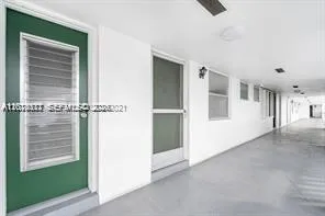 4750 NW 10th Ct #308 Plantation, FL 33313