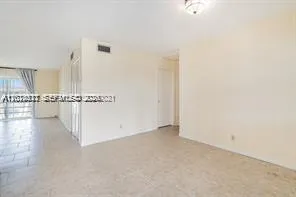 4750 NW 10th Ct #308 Plantation, FL 33313