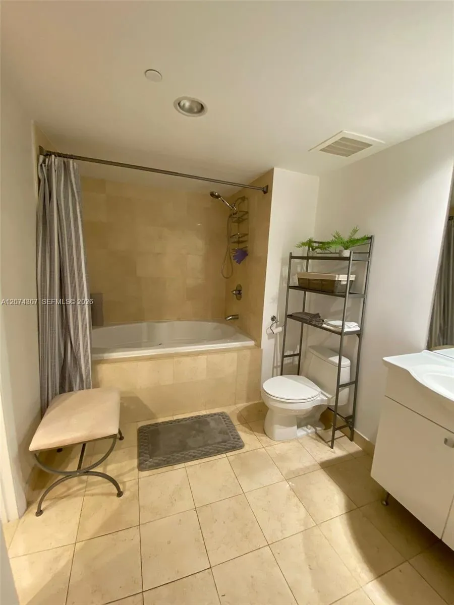 1850 S Ocean Dr #1409 Hallandale Beach, FL 33009
