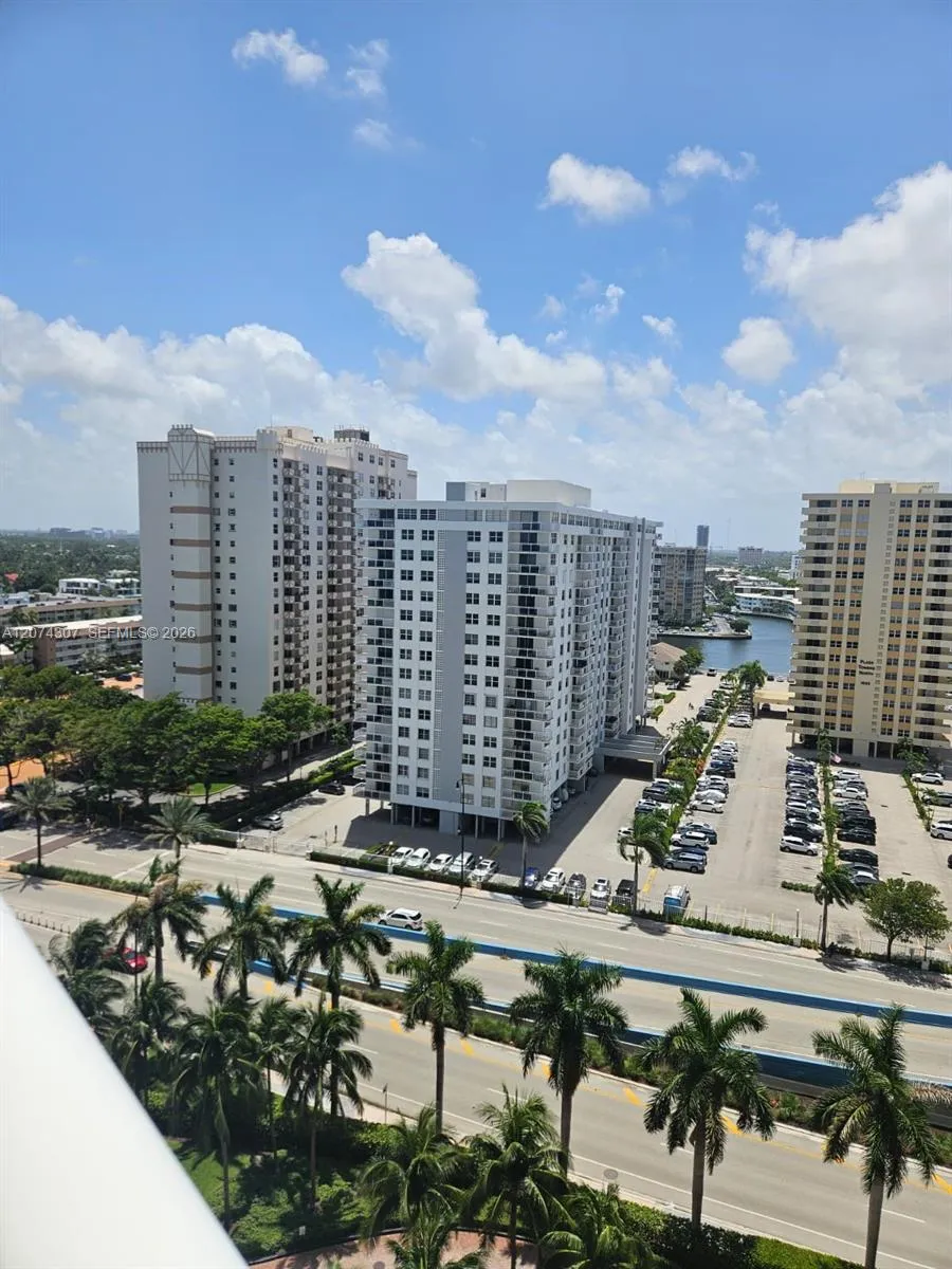 1850 S Ocean Dr #1409 Hallandale Beach, FL 33009