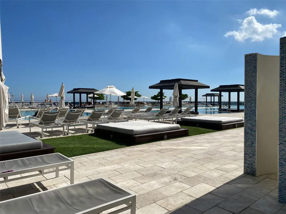 1850 S Ocean Dr #1409 Hallandale Beach, FL 33009