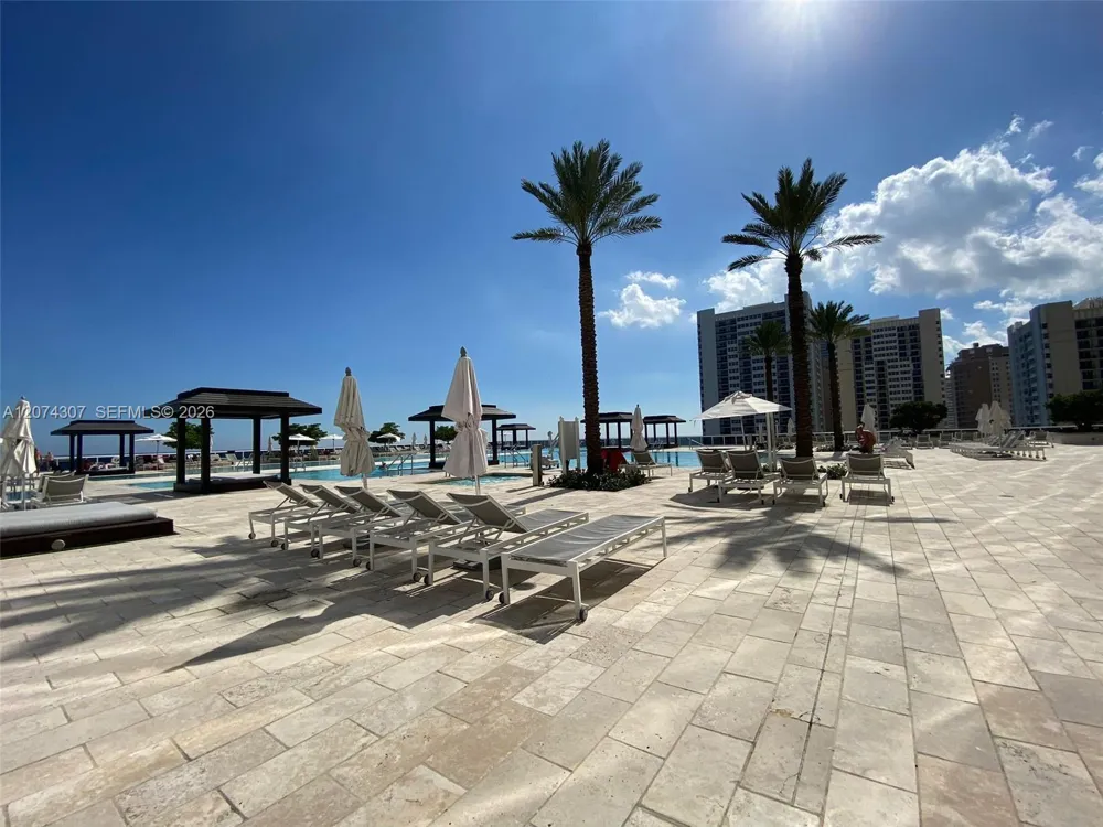 1850 S Ocean Dr #1409 Hallandale Beach, FL 33009