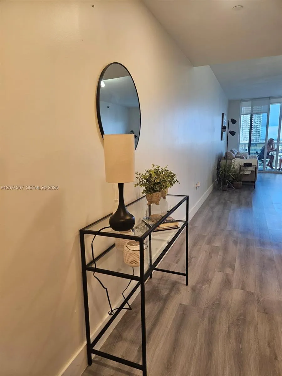 1850 S Ocean Dr #1409 Hallandale Beach, FL 33009