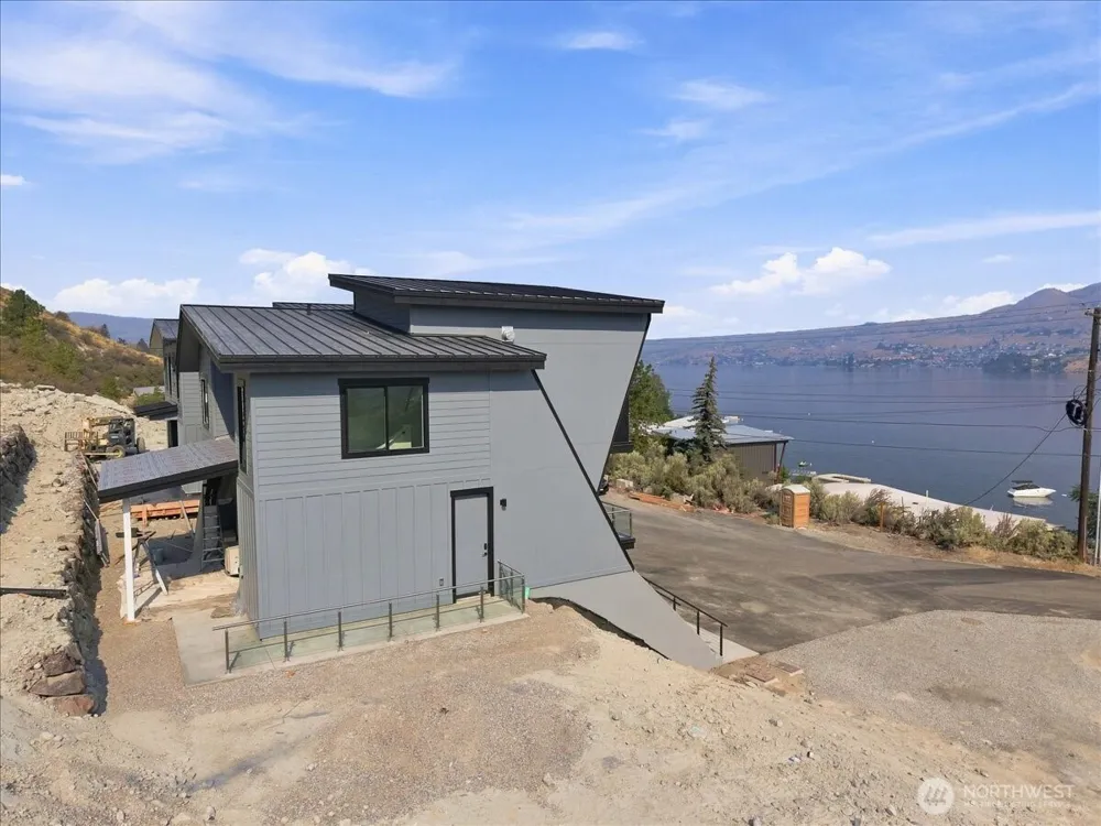 1891 W Prospect Street Chelan, WA 98816