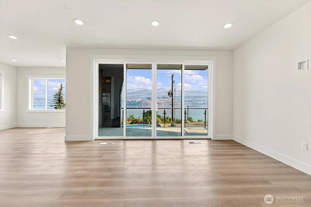 1891 W Prospect Street Chelan, WA 98816