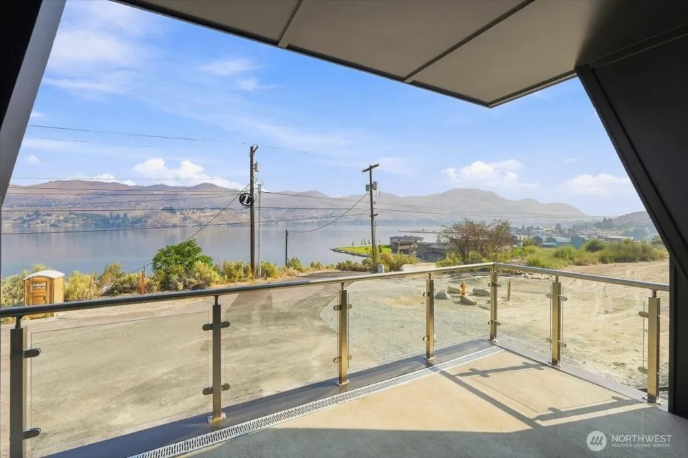 1891 W Prospect Street Chelan, WA 98816