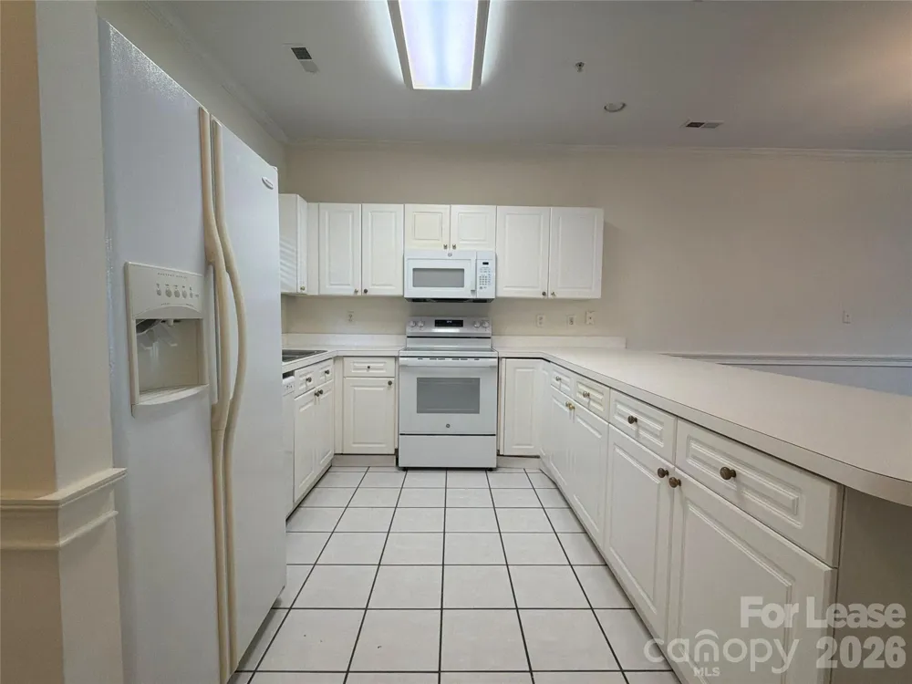 9113 Meadow Vista Road Charlotte, NC 28213