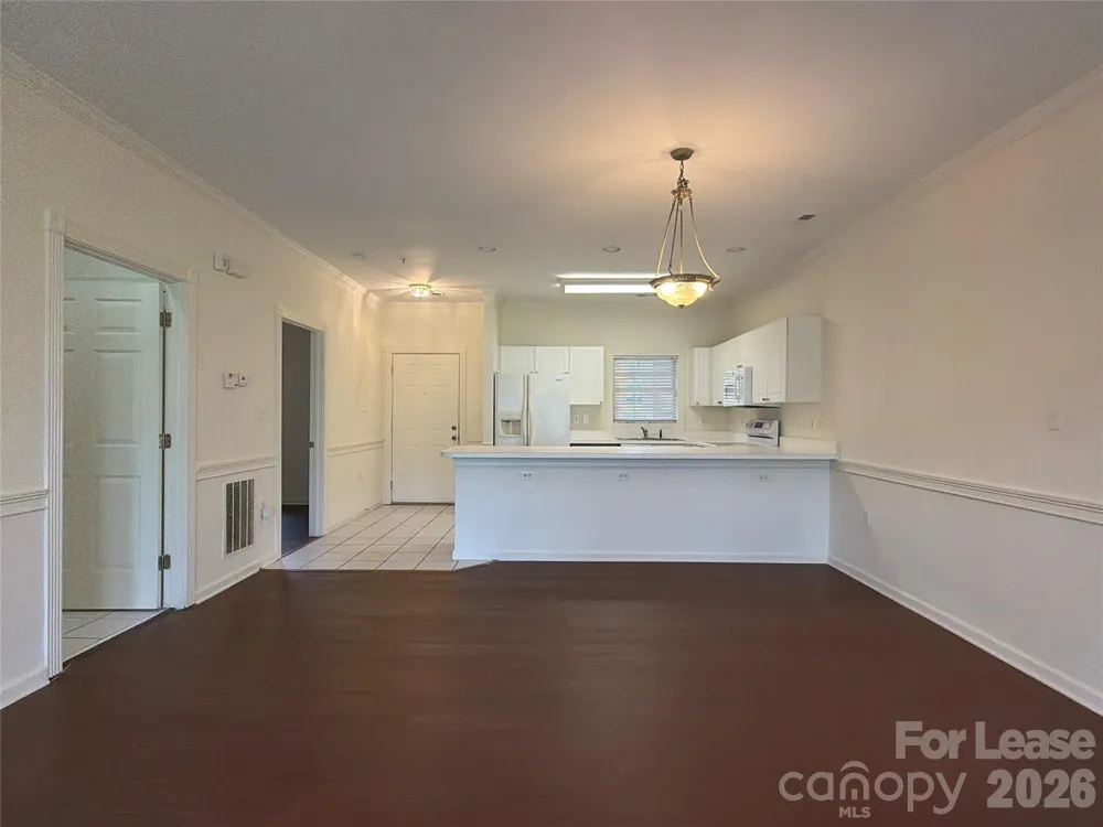 9113 Meadow Vista Road Charlotte, NC 28213
