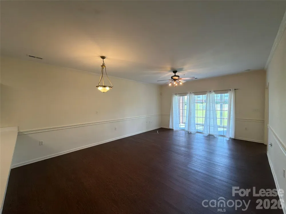 9113 Meadow Vista Road Charlotte, NC 28213