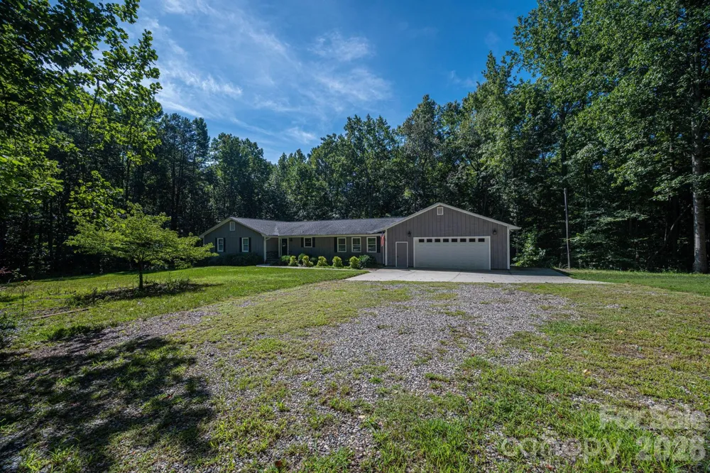 3170 Asbury Church Road Lincolnton, NC 28092