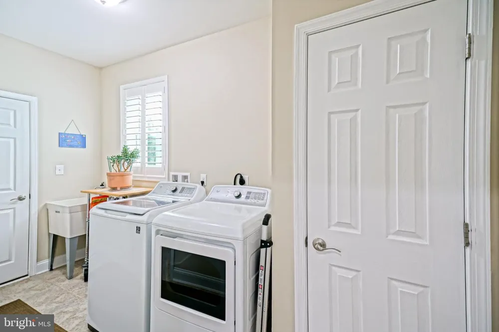 34081 CHARLESTON LANE Lewes, DE 19958