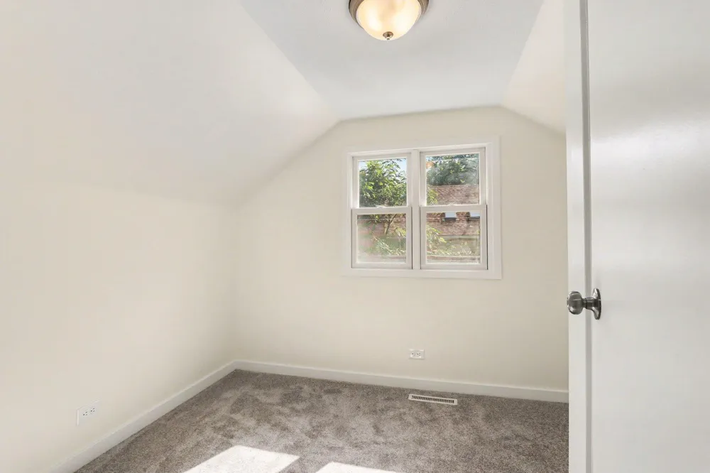 4621 S Long Lake Drive Portage, MI 49002