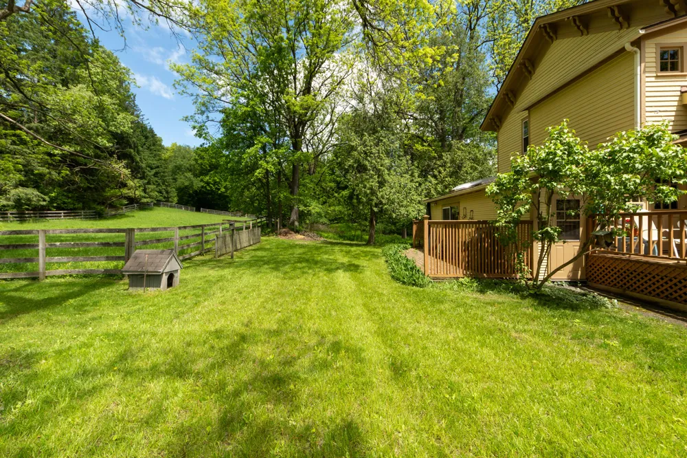 8425 Parshallville Road Fenton, MI 48430