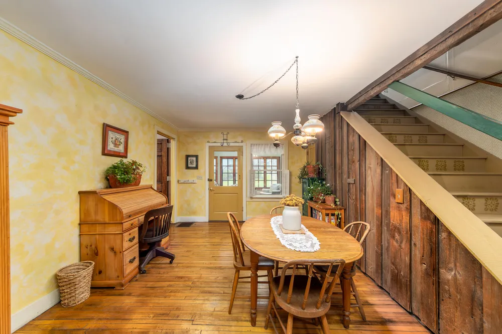 8425 Parshallville Road Fenton, MI 48430
