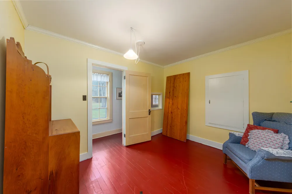 8425 Parshallville Road Fenton, MI 48430