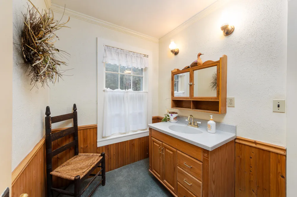 8425 Parshallville Road Fenton, MI 48430