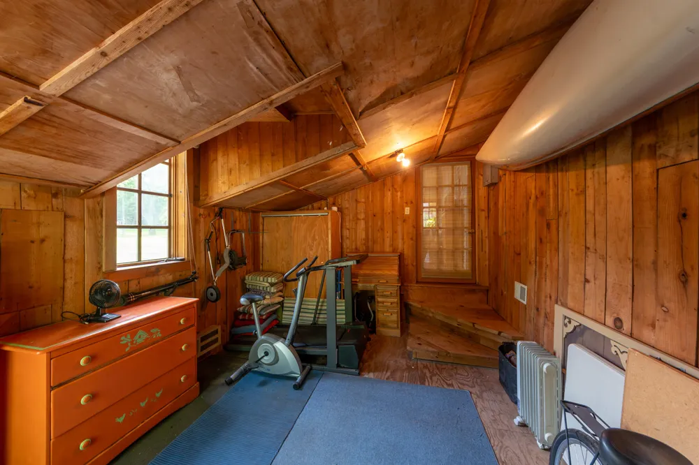 8425 Parshallville Road Fenton, MI 48430