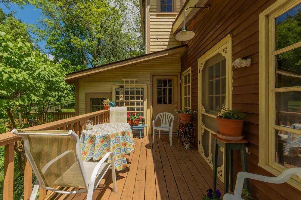 8425 Parshallville Road Fenton, MI 48430