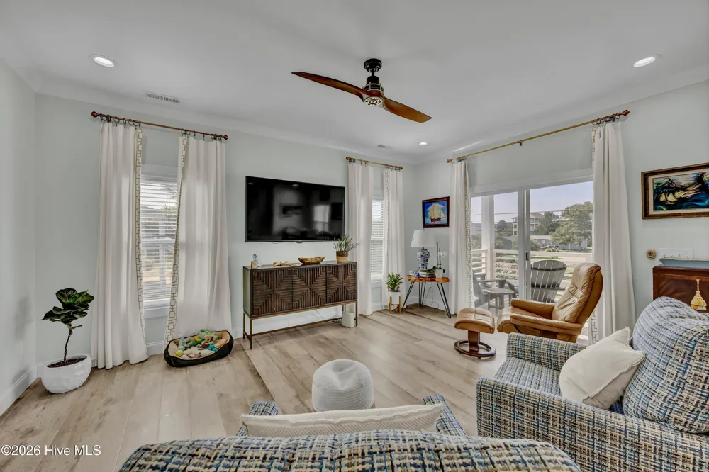400 Sumter Avenue Carolina Beach, NC 28428