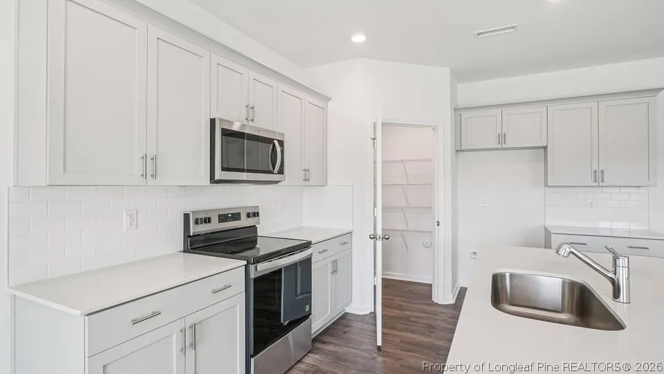 66 Firehawk Drive Spring Lake, NC 28390