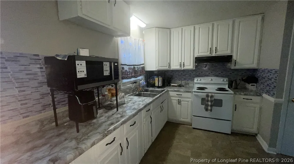 2615 Dinsmore Drive Fayetteville, NC 28306