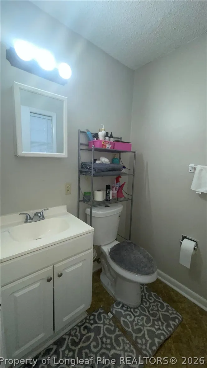 2615 Dinsmore Drive Fayetteville, NC 28306