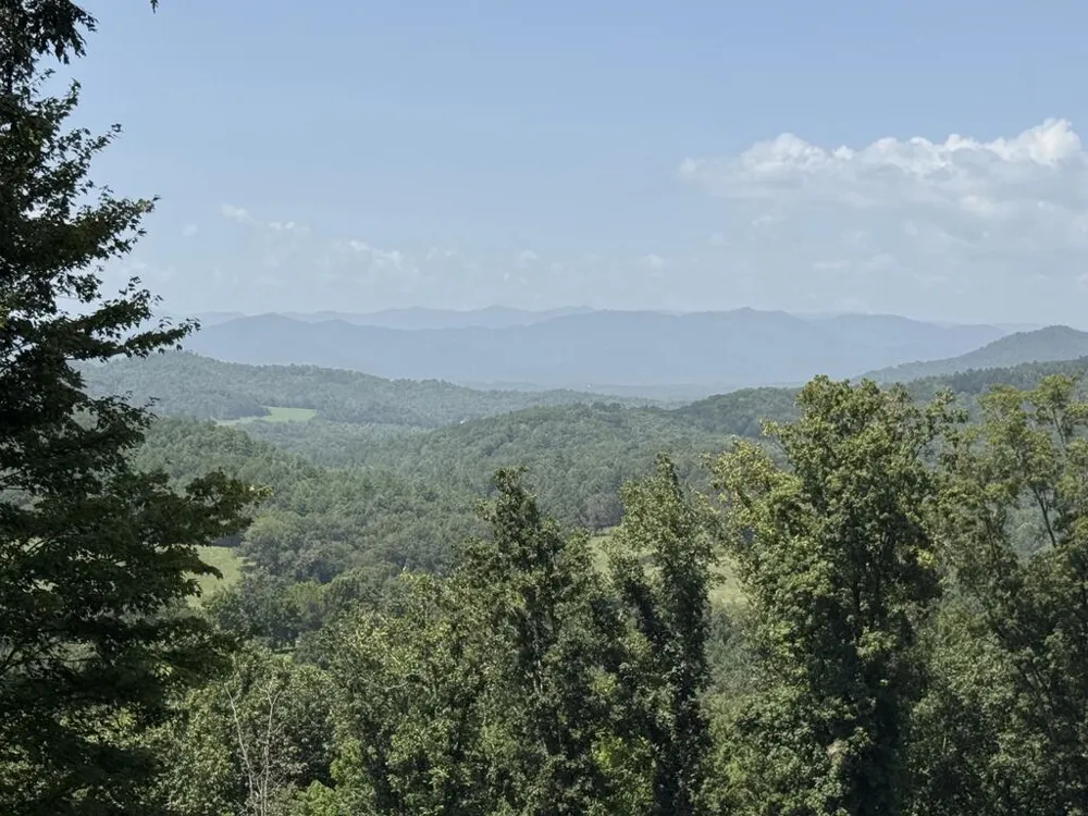 Lot 18 Grand Laurel Brasstown, NC 28902