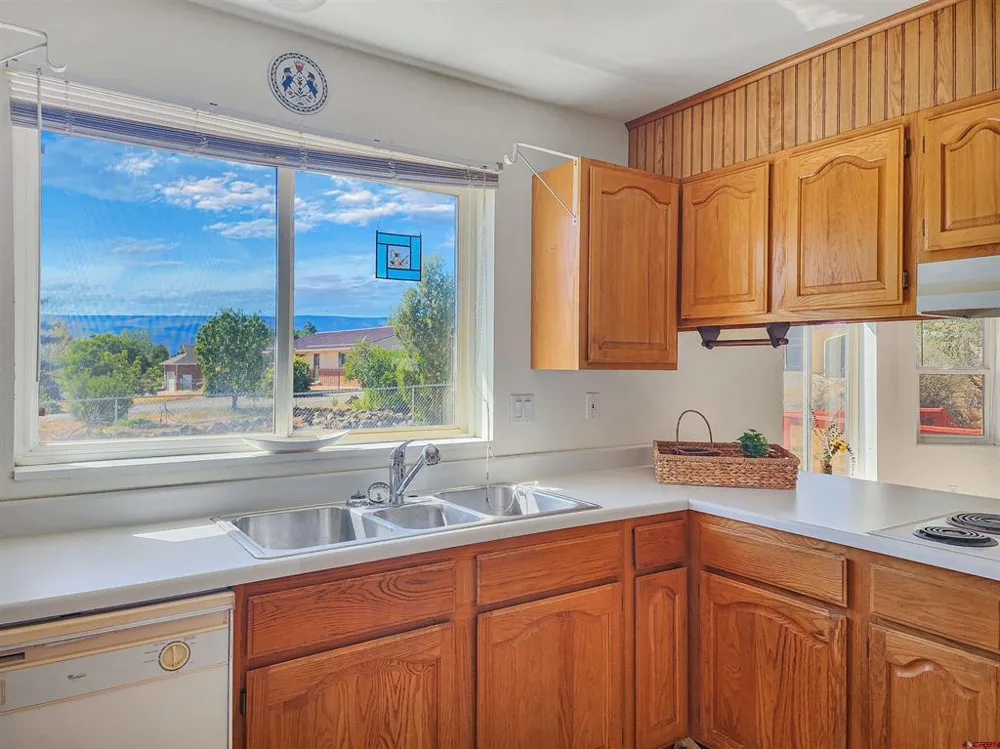 17483 Surface Creek Road Cedaredge, CO 81413