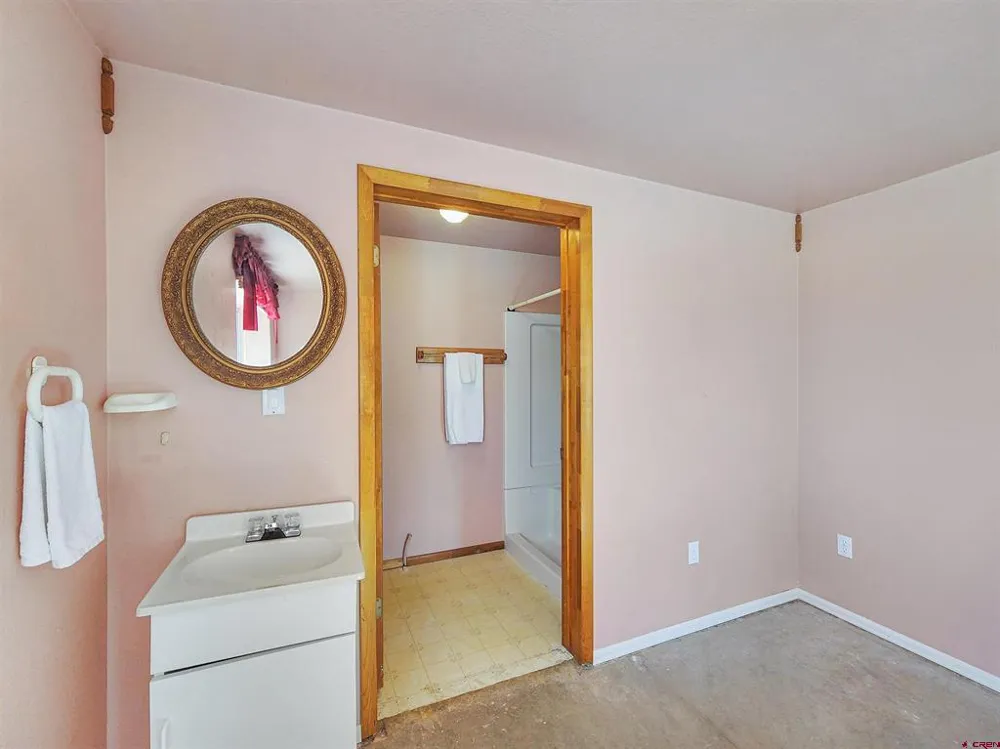 17483 Surface Creek Road Cedaredge, CO 81413
