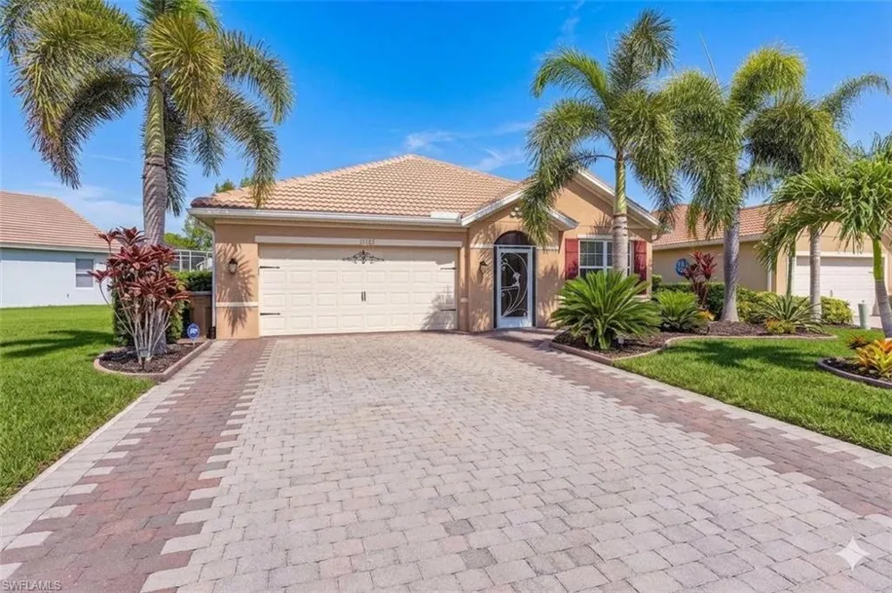 15263 Yellow Wood Drive Alva, FL 33920